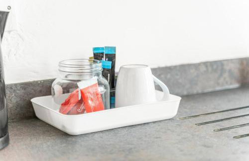 Private Studio in Dudley,Kitchen&Bathroom,Sleeps 1 - Photo 16