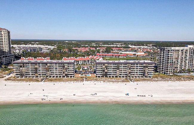 Edgewater Oasis Gorgeous Resort Condo on Beach! - Foto 31