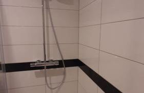 50 m de la plage! Proche du centre ville! Piscine! Vue sur mer et montagnes! Wifi! 2 vélos à disposition! - Photo 29