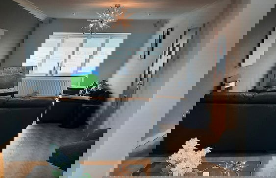 Impeccable 5-bed House in Stockton-on-tees - Foto 10