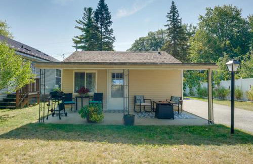 Walk to Beach Access! Chic Port Austin Studio - Foto 3