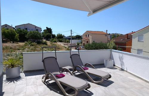 Villa NOVAMARIN - heated pool, sauna, garden - Foto 33