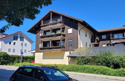 MADISON Homes Apartment 50 qm in Prien mit Balkon, Bergblick, Parkplatz, zentral gelegen - Foto 8