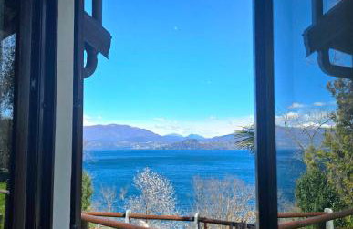 Mid of Nature ' Bella Vista Lago Maggiore charmant mit traumhaften Seeblick, Terrasse und großen Garten - Foto 1