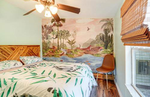 Sleep With Sloths and Lemurs! Modern Webster Home - Foto 21