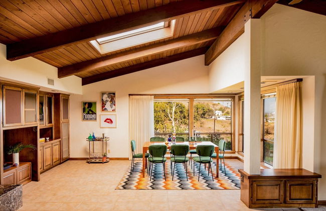 Cliffridge by Avantstay Lush Malibu Hills Estate w/ Breathtaking Ocean Views - Photo 24