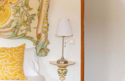 Charming Classic-Rustic Retreat in Historic Lisbon - Photo 17