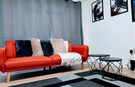 Modern 3 Bed House with Parking for Families and Contractors - Foto 30