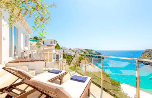 Seafront Villa Bellavista with heated pool by DadoVillas - Foto 13