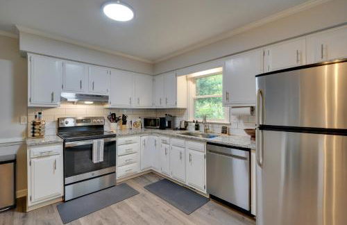 7 Mi to Dtwn Raleigh BBQ-Ready Townhome! - Foto 8