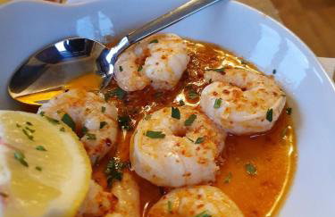 The Ultimate Hangout 4BR Modern House with Garden - Photo 28