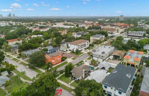 SoHo Serenity - Amazing Home with Private Pool & Hot Tub, SoHo District - Foto 76