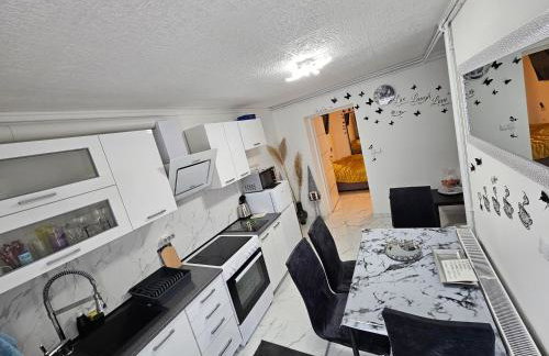 ENA 1&2 apartments-free parking 2200 m2-truck,trailer,boats friendly-EASY D1 access - Foto 39