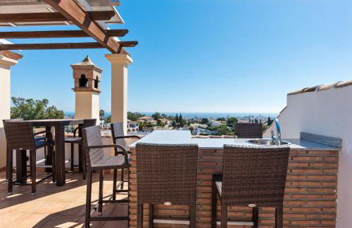 Infinity pool mansion by Costarentals - Ref 85 - Photo 67