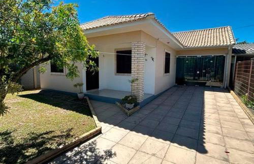 Casa aconchegante perto do mar em Imbé - Foto 1