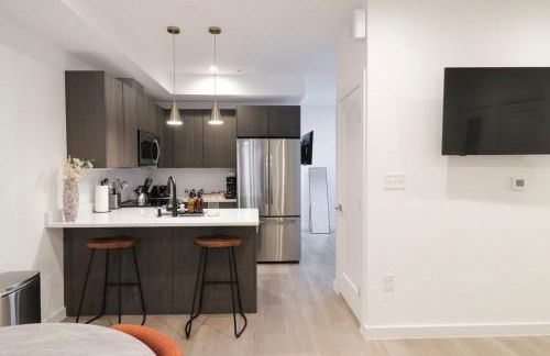 Unit 1 Stylish Studio with King Bed and Sofa Bed - Foto 9