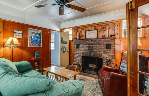 Walk to Lake George Beach Quiet Family Retreat - Foto 5