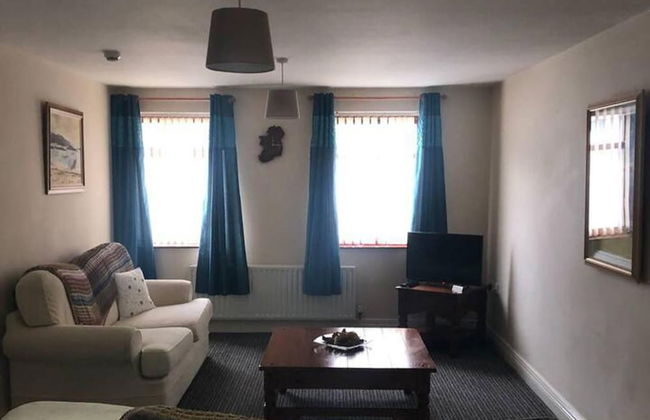 Central 2 Bed Apartment Above Great Derry Pub - Foto 4