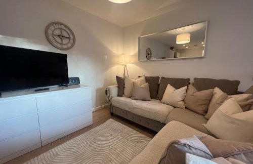 Spacious 2 Bed, 2 Bath Apartment by MCF - Foto 8