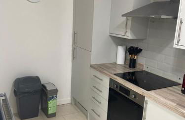 Contractor Friendly 3 Bed Home with Parking in Harlow, Essex - Foto 6