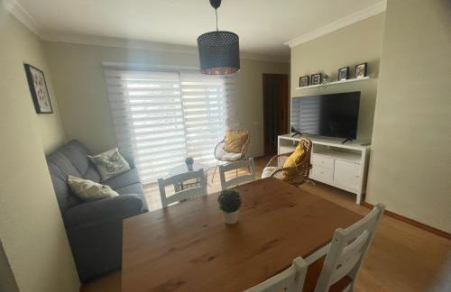 Precioso apartamento frente al mar, parking y club deportivo - Foto 4