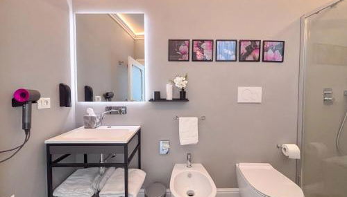 Don Nicola Elegant and Luxury Apartments - Centro Storico - Foto 3, towels, Shower