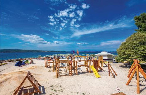 Three-Bedroom Holiday Home In Praputnjak - Foto 27