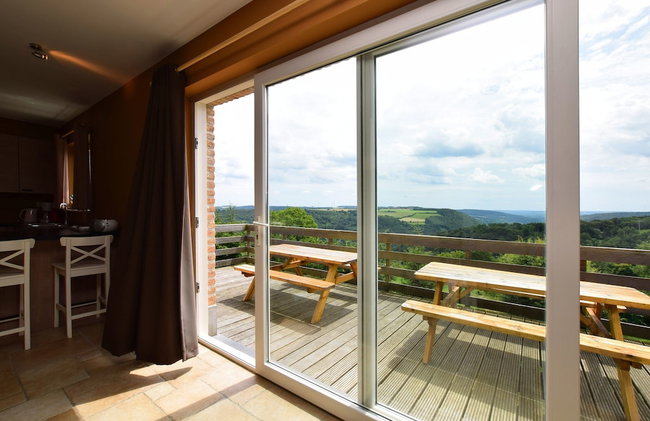 Stylish Holiday Home in Hastiere With Terrace - Photo 50