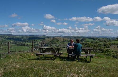 The Granary - Wild Swimming, Sauna, Peace & Quiet, Nr Bala - Photo 3