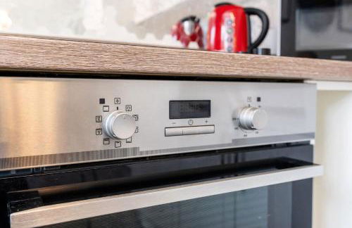 Charming 3 Bedroom Home with Garden near Doncaster - Foto 31