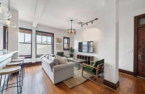 Stylish, historic loft in Downtown Galveston, 3 blocks to The Strand - Foto 3