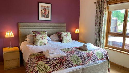 Copper Beech Lodge with Hot Tub - Foto 3