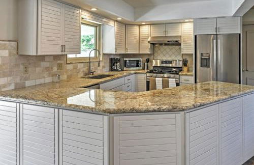 Stunning Home with Private Oasis - 1 half Mile to Strip - Foto 5