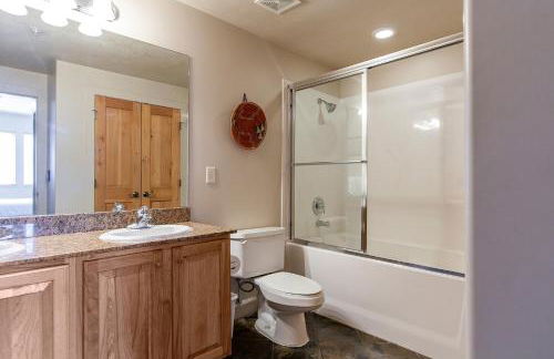 Crestview Condominiums by All Seasons Resort Lodging - Photo 124