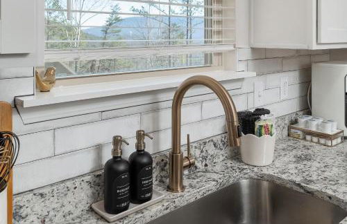 Ideal Location and Mountain Views Chattanooga Home! - Foto 13