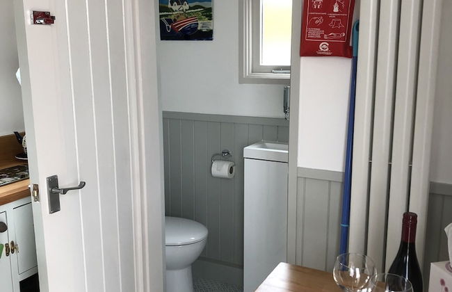 Fishermans Hut - Photo 11