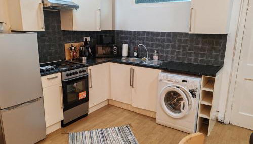 Two bedroom apartment in Queensway, London W2, - Foto 3