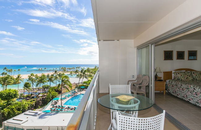 Spacious One Bedroom Harbor View Condos at Ilikai Marina With Private Balcony - Foto 77