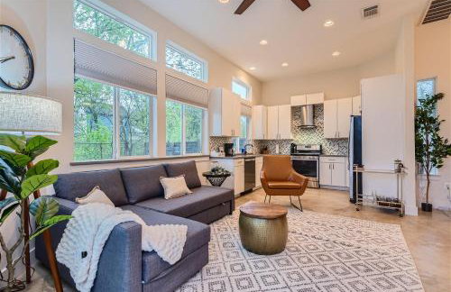 Off the hook in Austin with Chic 2BR Retreat plus Firepit - Foto 14