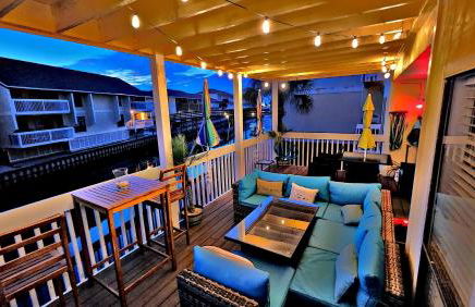 Boathouse Condo, Downtown Destin Harbor, Private Beach Access, Waterfront, on Golf course, Water Taxi pickup - Photo 2