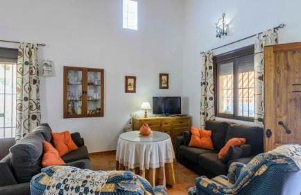 Comfortable Chalet in El Gastor with Private Pool - Foto 5