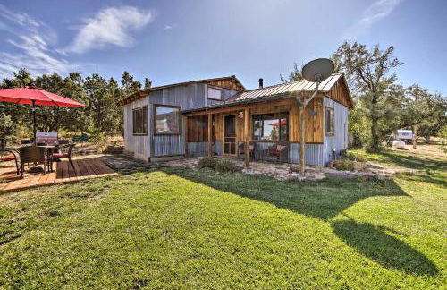 Idyllic Dolores Cabin with Fire Pit and Lake Views! - Foto 1