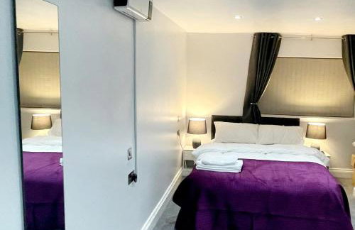 Cozy Studio Flat Romford, London - Foto 1
