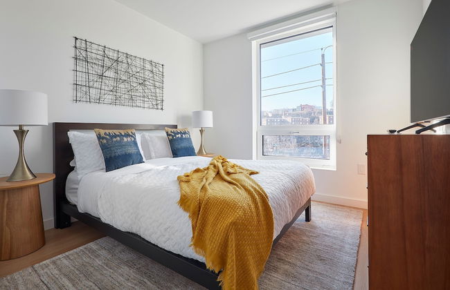 NEW Fab 4 BR - Outdoor Deck - gym - Mins to NYC - Foto 9