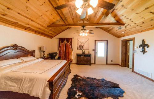 Queen and Duke Cottage - Photo 14