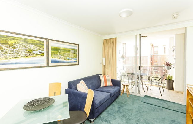 Central Sydney Chippendale with Parking - Photo 10