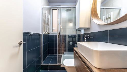 Encantador apartamento en el casco antiguo de Bilbao - Foto 4, Shower