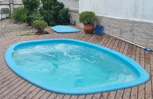 Piscina e Sinuca CASA Beto Carrero 500m do Parque 1 suite e 2 quartos 3bwc a 300m da Praia churrasqueira e estacionamento privado - Foto 34