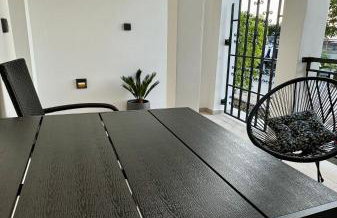 LUX Apartments - Photo 28