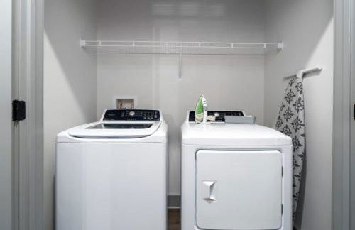 Luxury Apt with shopping and restaurants - Foto 35